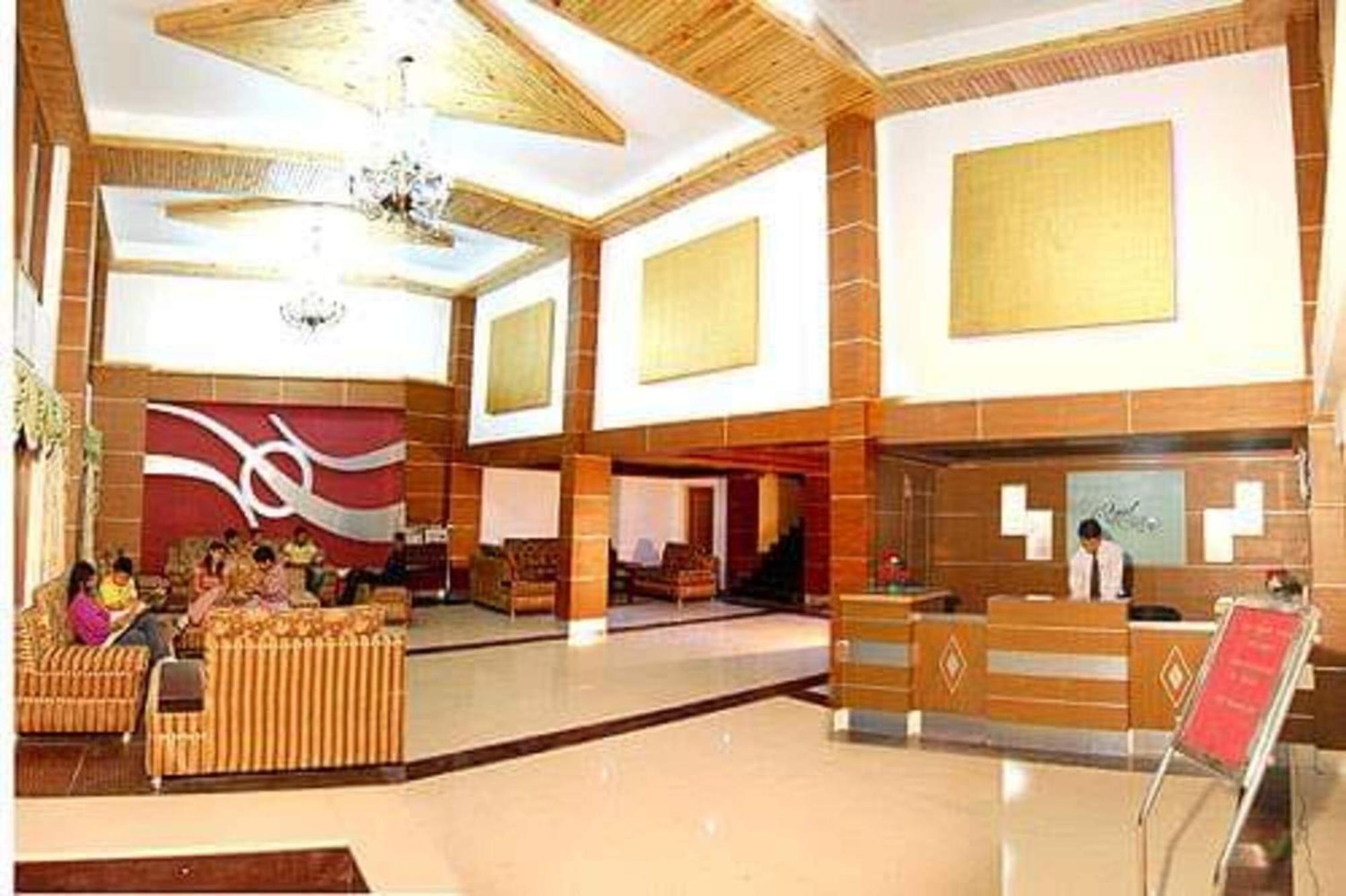 Jagatsukh The Royal Grand, Manali酒店 外观 照片
